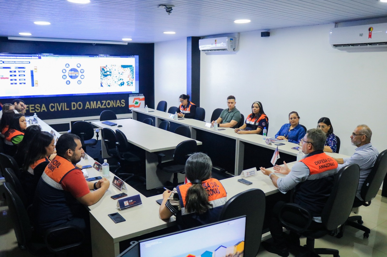 Defesa Civil do Amazonas e Ipem-AM se alinham para fiscalização durante estiagem