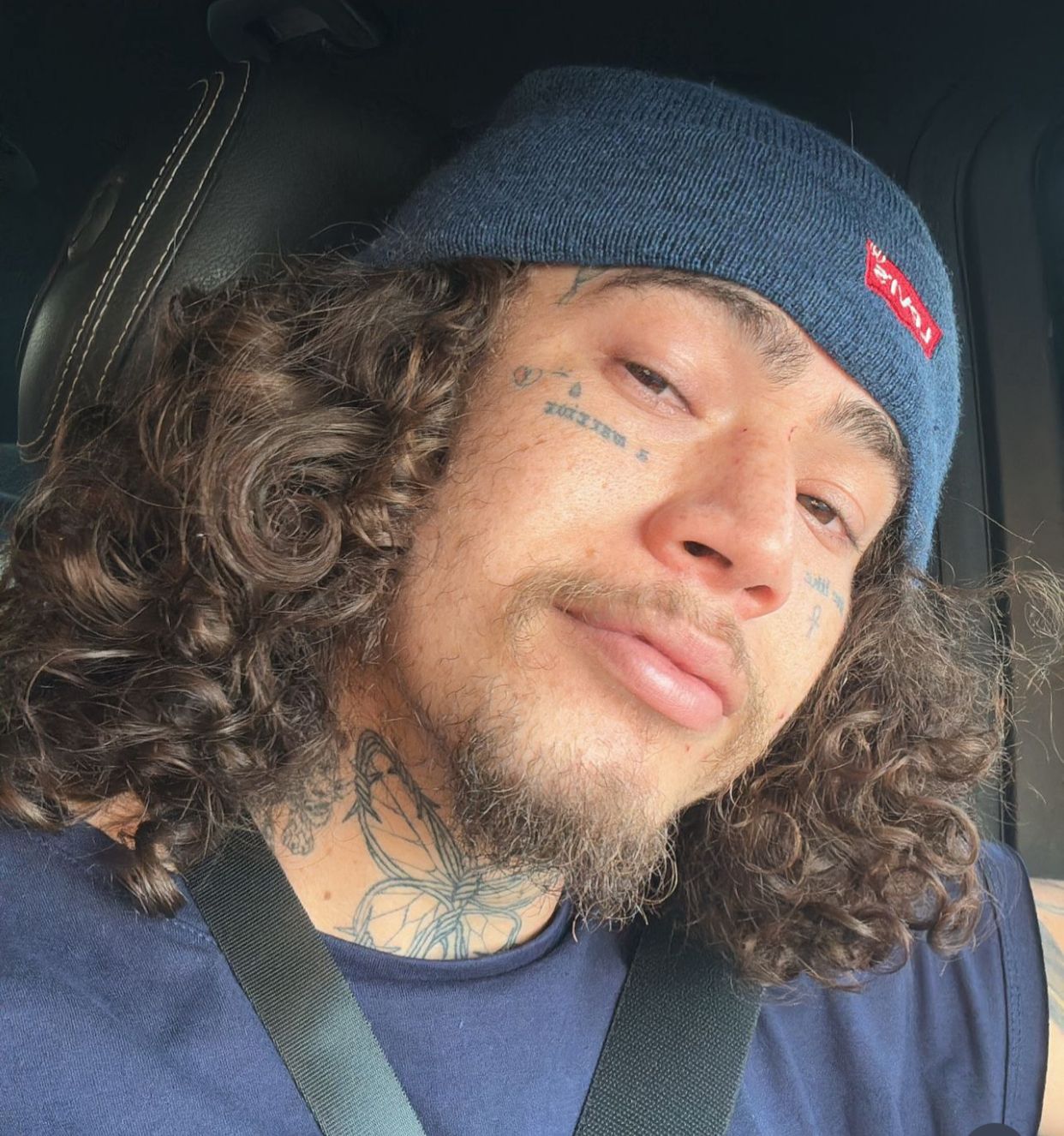 Whindersson comemora decisão do STF que descriminaliza porte de maconha