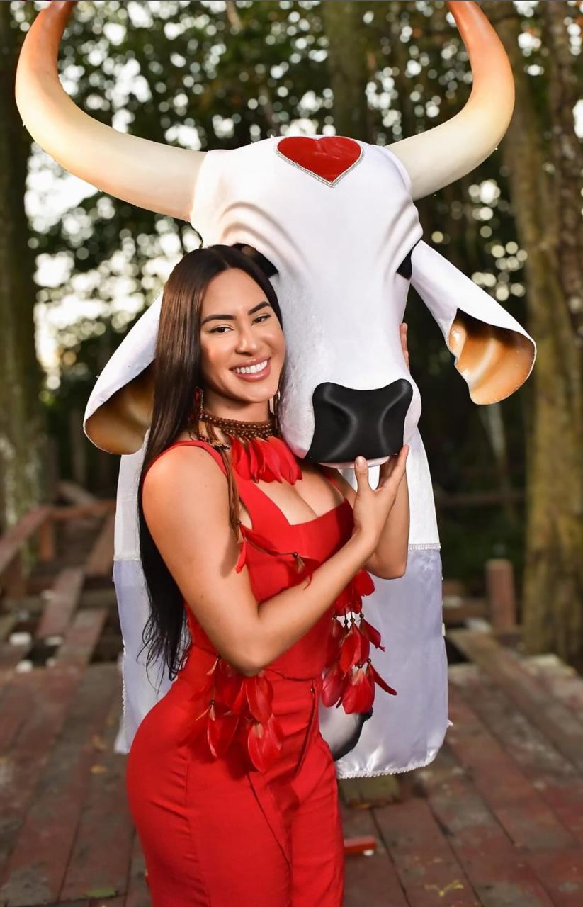 Isabelle Nogueira é destaque no Fantástico para divulgar Festival de Parintins