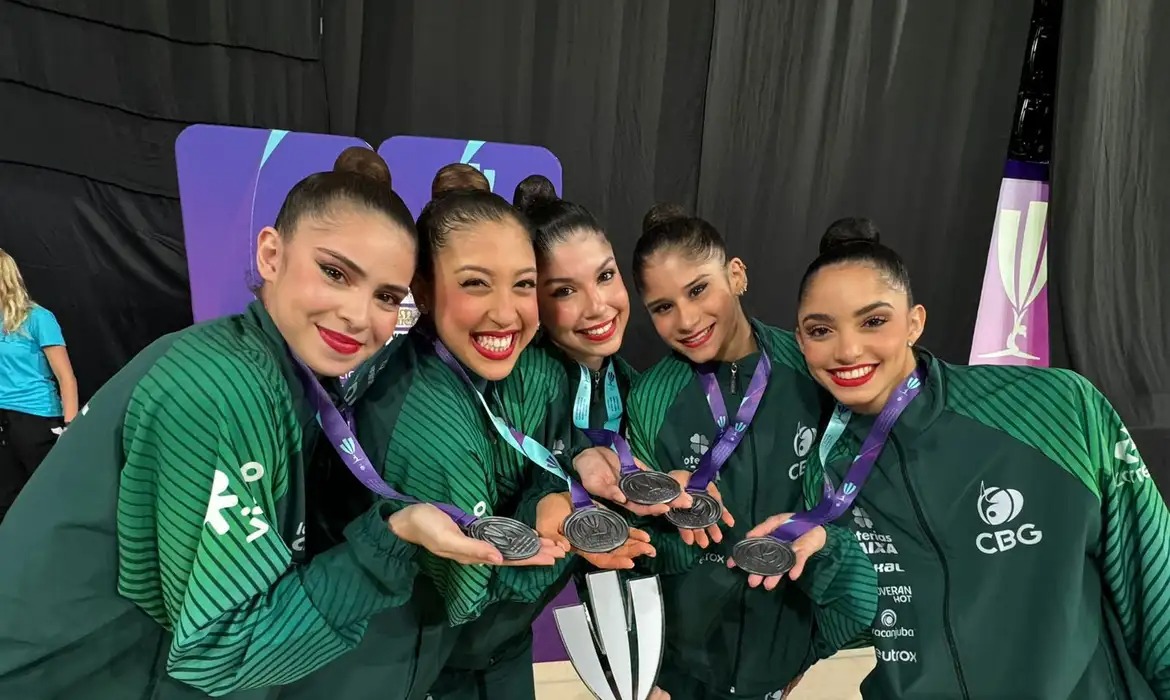 Brasil é prata na Copa do Mundo de ginástica rítmica, antes das Olimpíadas 