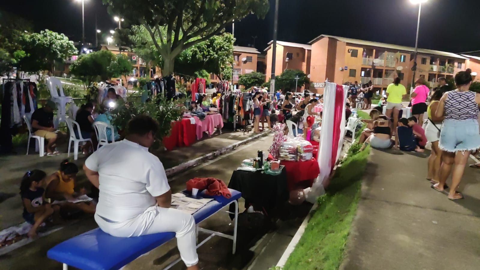 Feirinha da Gente movimenta sábado em Manaus