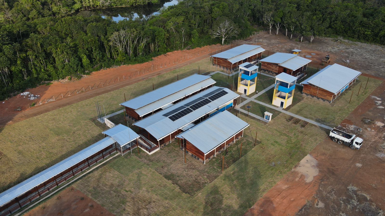 Primeira 'Escola da Floresta' é inaugurada no Amazonas