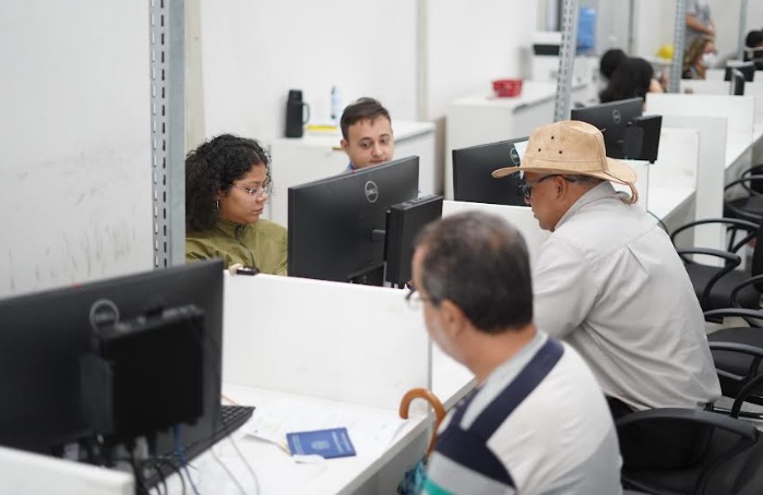 Atendente, motorista e mais: confira as vagas do Sine para esta quinta