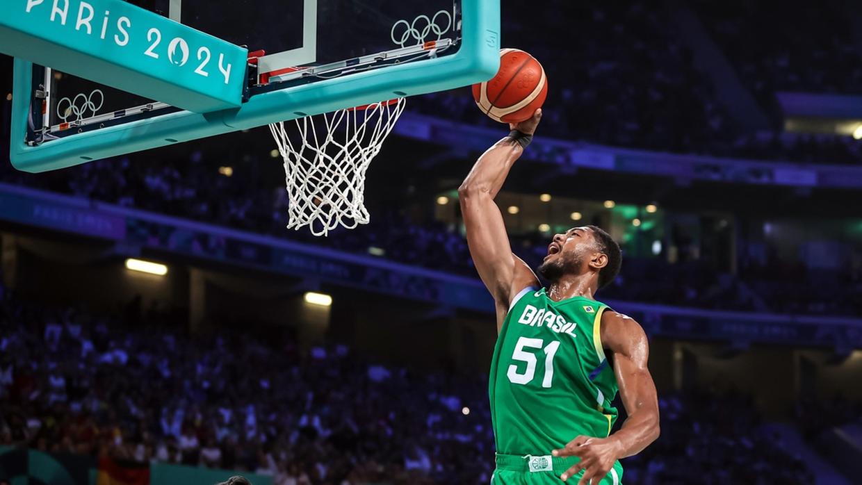 Brasil derrota o Japão e pode avançar para as quartas de final em Paris