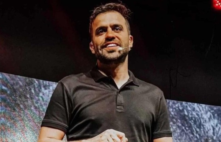 Justiça Eleitoral mira monetização e determina suspensão de perfis de Marçal até o fim das eleições