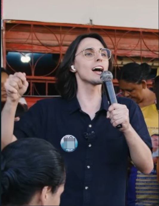 Justiça determina que Amom remova publicações ofensivas contra David Almeida