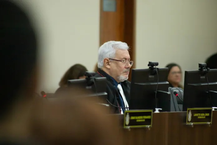 TJAM anula condenação de 12 anos por nomeação de advogado 10 minutos antes do júri