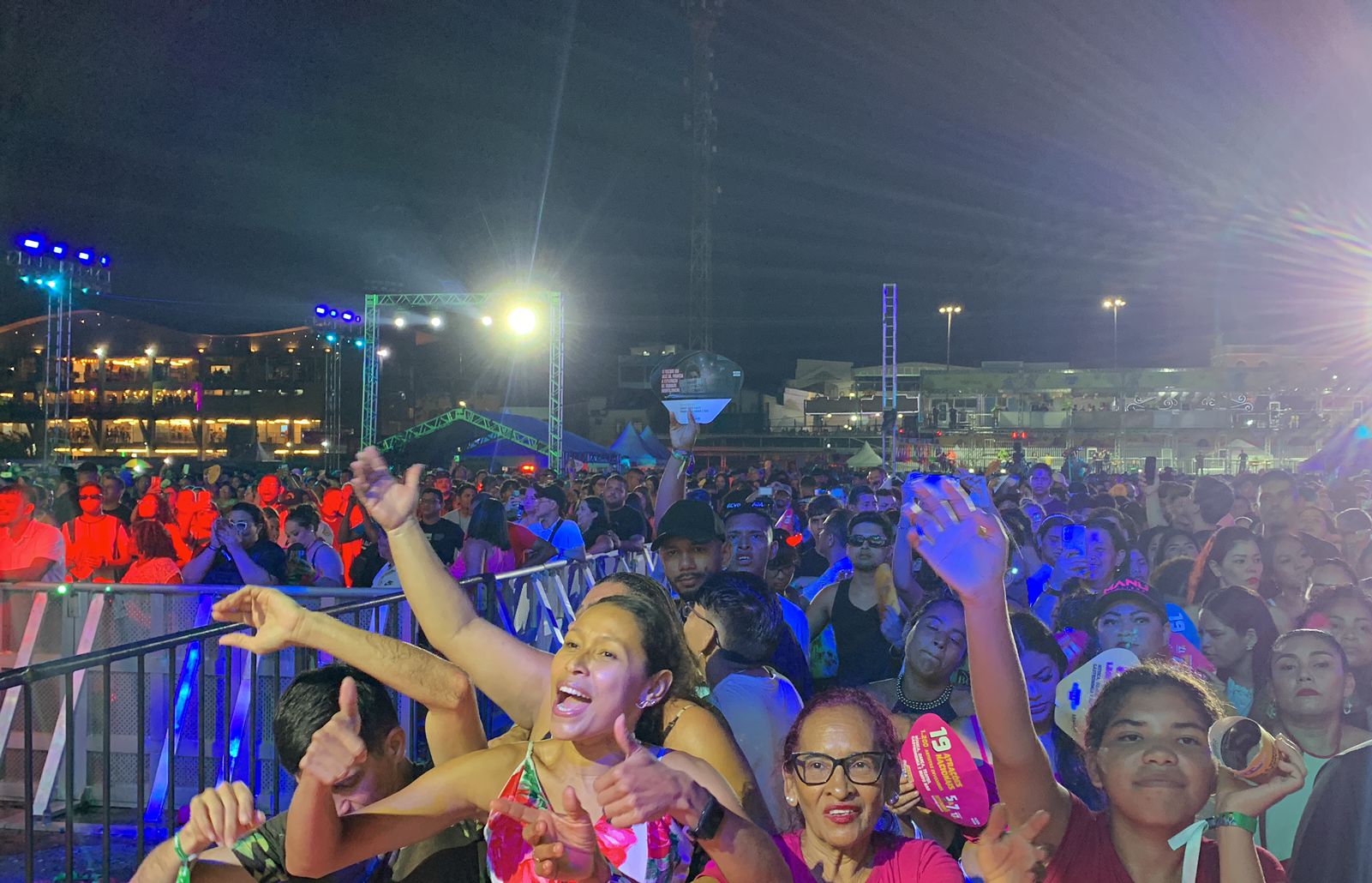 Segunda noite do ‘Passo a Paço’ atraiu público de 105 mil pessoas