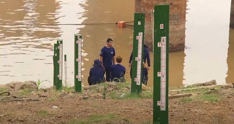 Rio Madeira bate recorde negativo e ameaça abastecimento