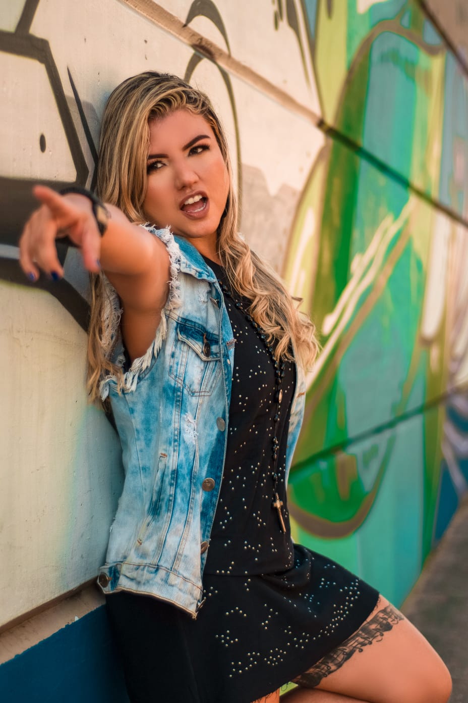 Bella Queiroz faz show acústico nesta sexta-feira em Manaus