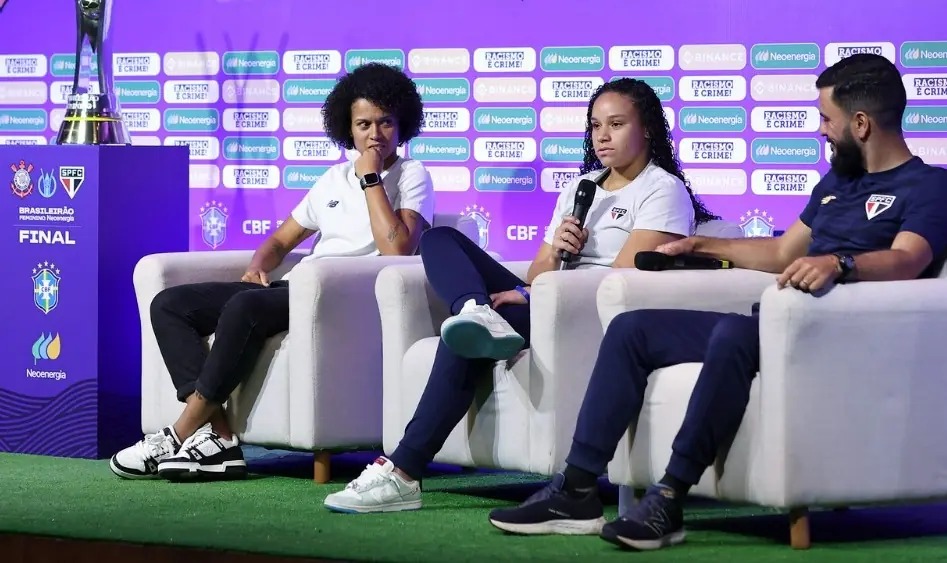 “Vou dar o melhor de mim”, diz Dudinha sobre final do Brasileiro feminino