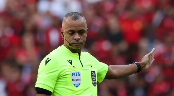 CBF define arbitragem para Flamengo x Corinthians na semifinal da Copa do Brasil