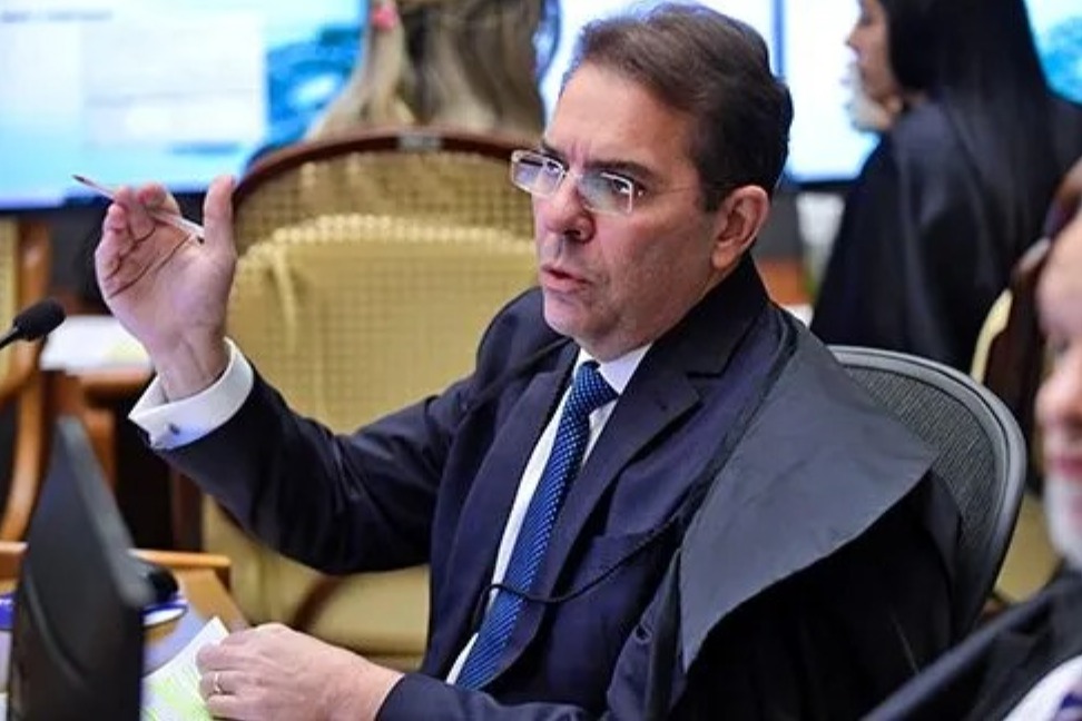 Ministro anula condenação do TJAM por tráfico de drogas devido a busca pessoal ilegal e absolve ré