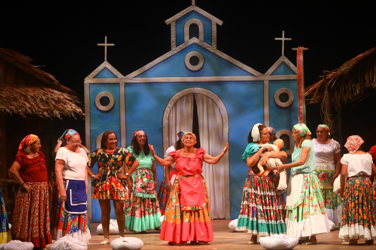 Com protagonistas idosos, 'Estórias que meu pai contou' chega ao Teatro Amazonas