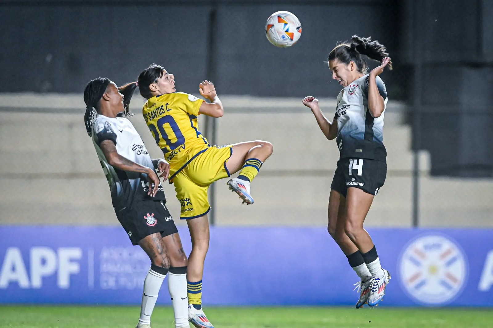 Corinthians empata sem gols com Boca Juniors na estreia da Libertadores feminina