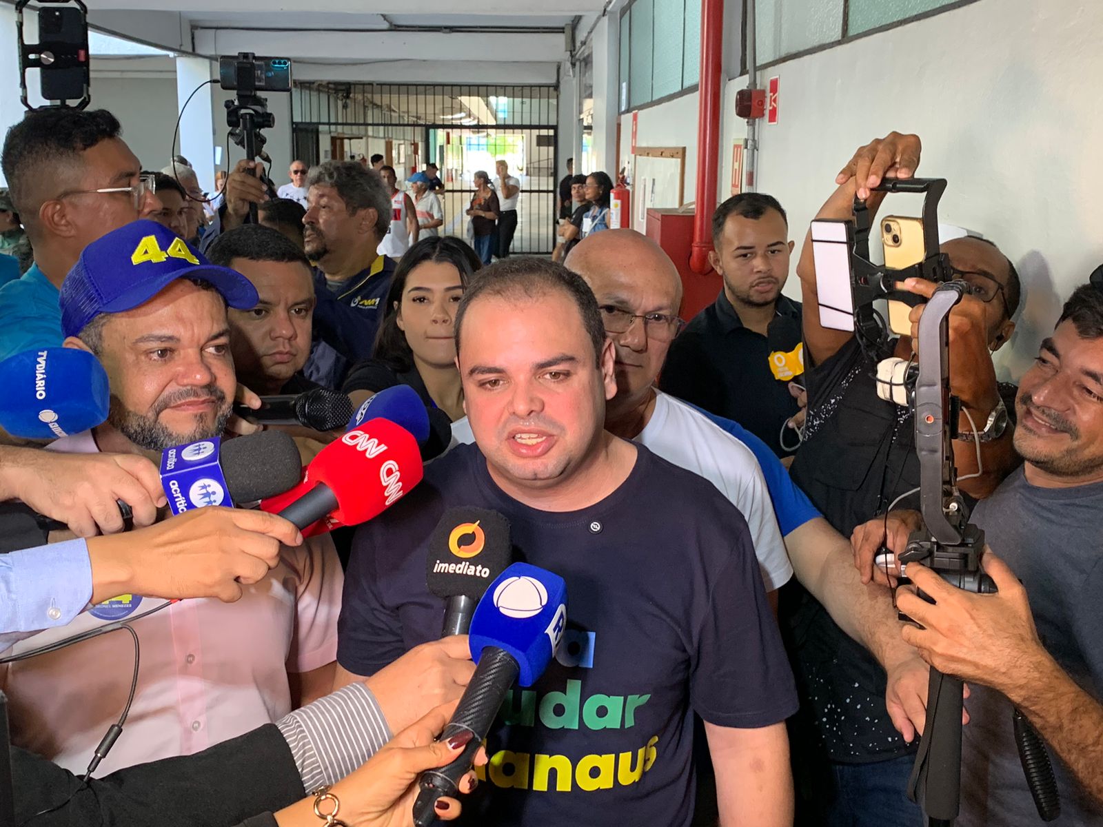 "Sentimento de dever cumprido", diz candidato a prefeito de Manaus, Roberto Cidade