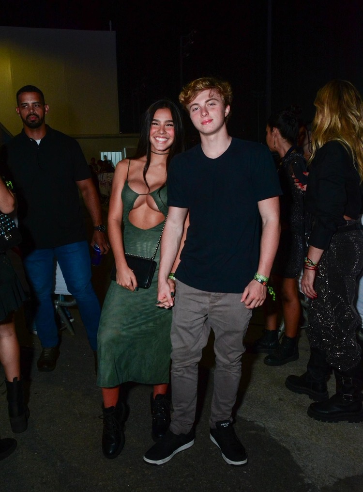 Aos 16, namorada de Benício Huck mostra antes e depois de harmonização facial