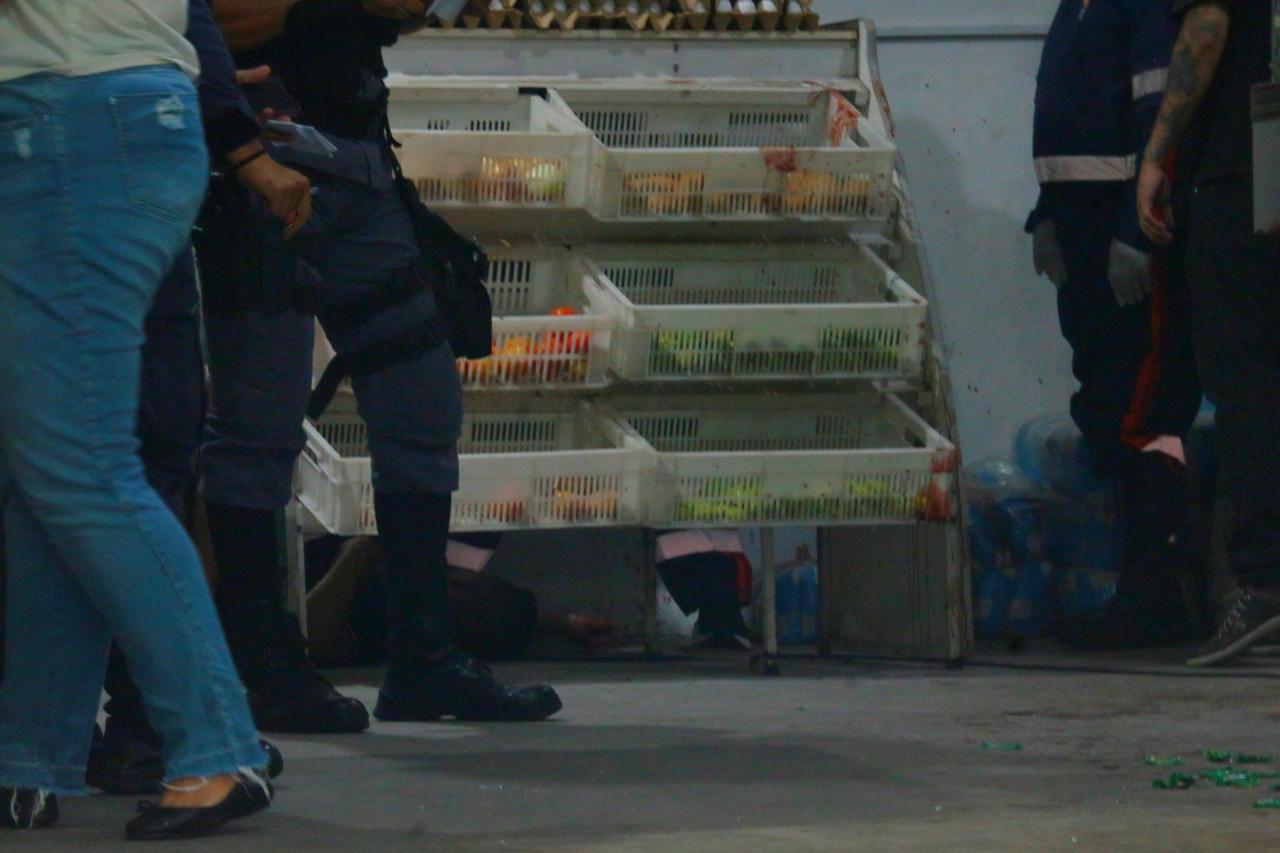 Dono de açougue é executado dentro do próprio estabelecimento em Manaus