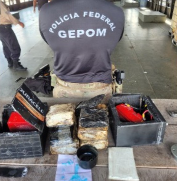PF encontra cocaína escondida em motor de cadeira de rodas elétrica em Tabatinga