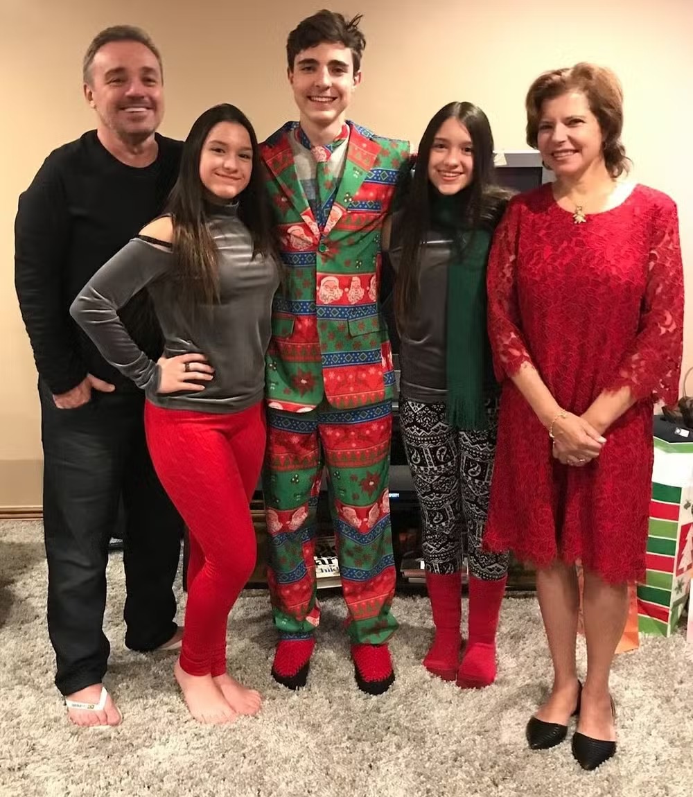 Morte de Gugu completa 5 anos e Rose Miriam abre álbum de fotos em homenagem