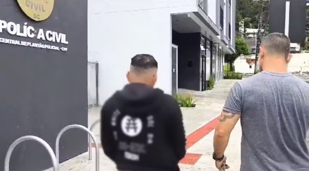 Professor de jiu-jítsu em Manaus é preso em SC acusado de estupro de vulnerável 