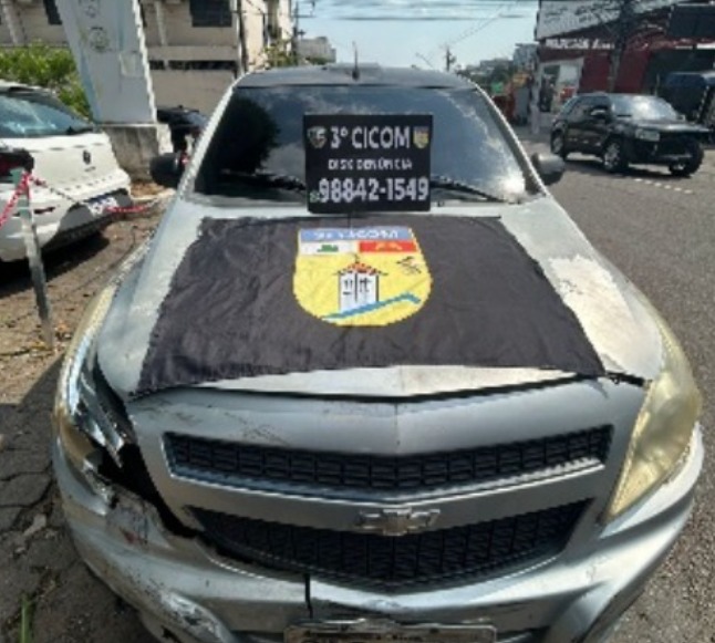 Ladrão com mão engessada furta carro no Japiim; vítima descarregava mercadorias