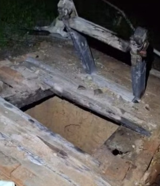 Idoso de 82 anos tenta pegar água para animais, cai em cisterna e morre