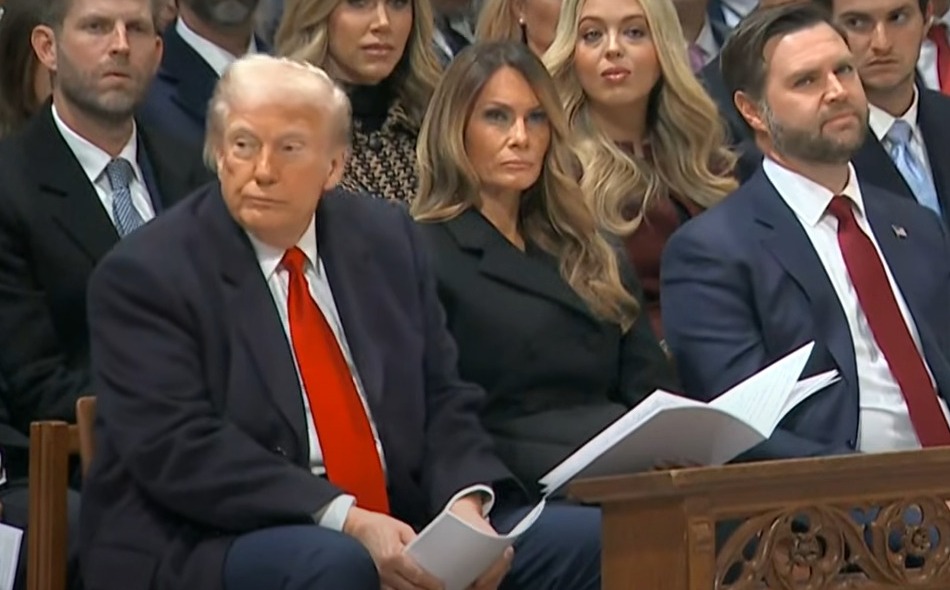 Em missa, bispa pede a Trump para ter misericórdia com imigrantes e gera mal-estar