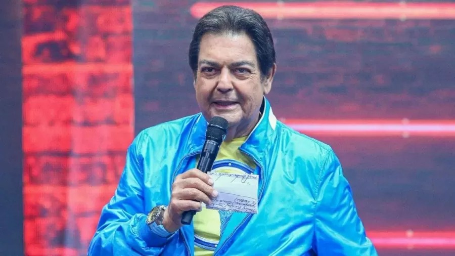 Fausto Silva está internado com quadro de infecção