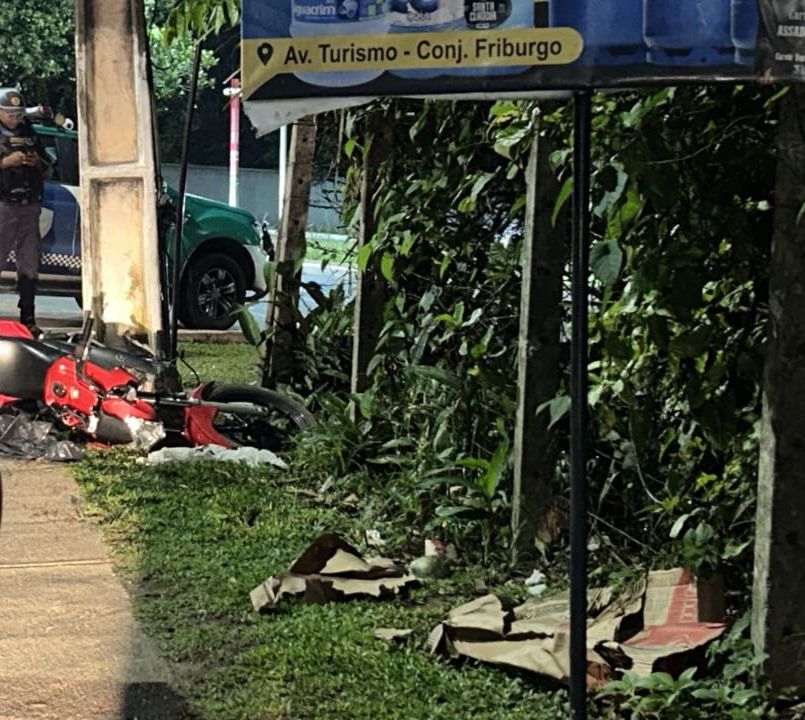 Motociclista morre em grave acidente no Tarumã