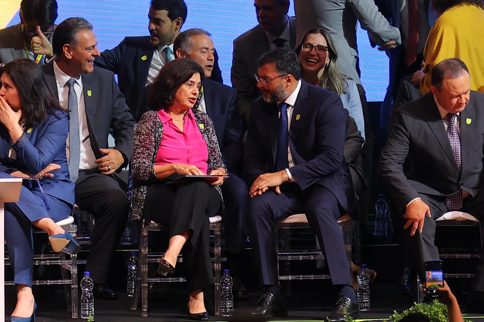 Wilson Lima destaca acordo federal para fortalecer municípios do Amazonas contra mudanças climáticas  