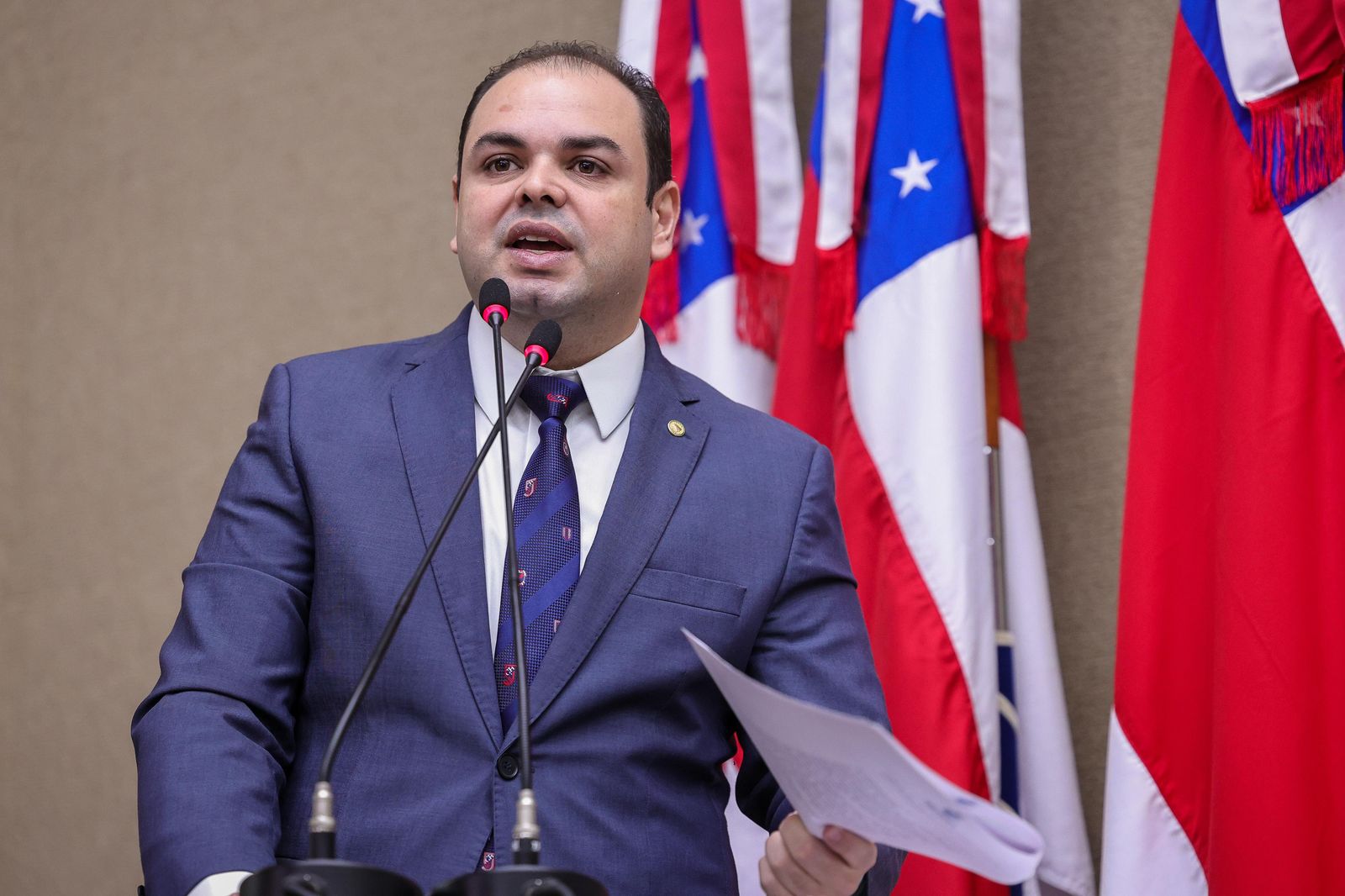 Presidente da Aleam esclarece readequação no regimento e mantém sessões plenárias