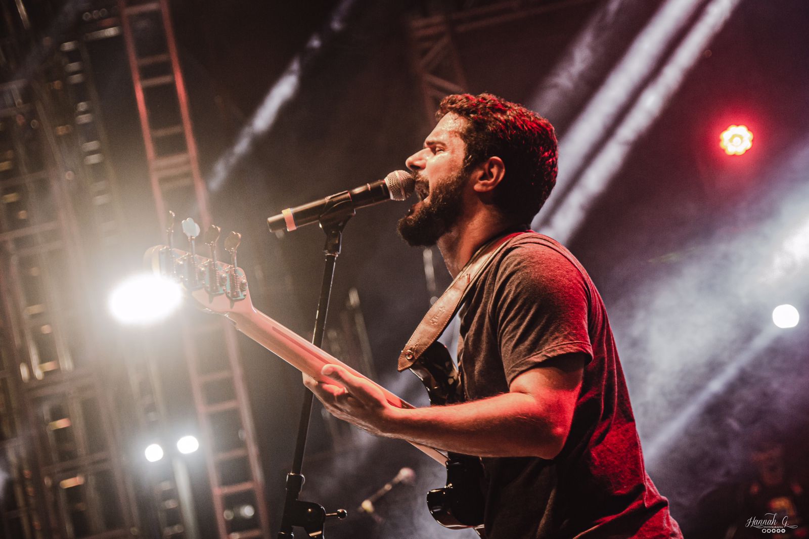 Artista lança videoclipe gravado na língua indígena tukano 