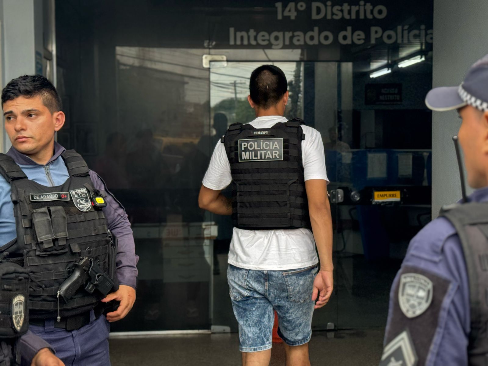 PM escondeu filha dentro de guarda-roupas durante invasão de criminosos à casa