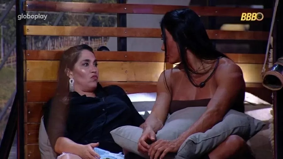 Gracyanne diz que Vitória não teve culpa em briga com Camilla após dias criticando atriz