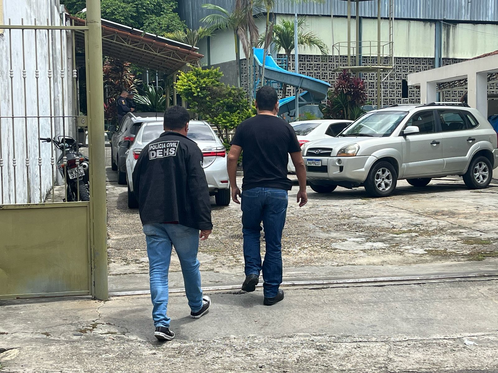 Dentista é achado morto dentro de casa no Coroado