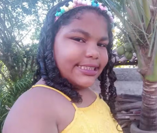 Menina de 11 anos morre após inalar desodorante em desafio da internet