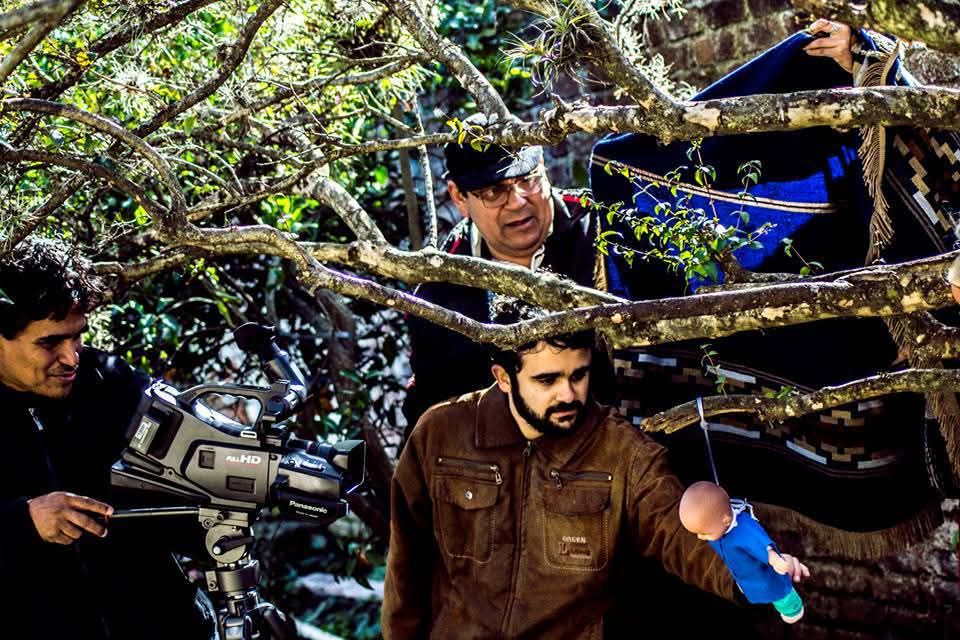 Cinema de arte de rua exibe curtas no Largo de São Sebastião