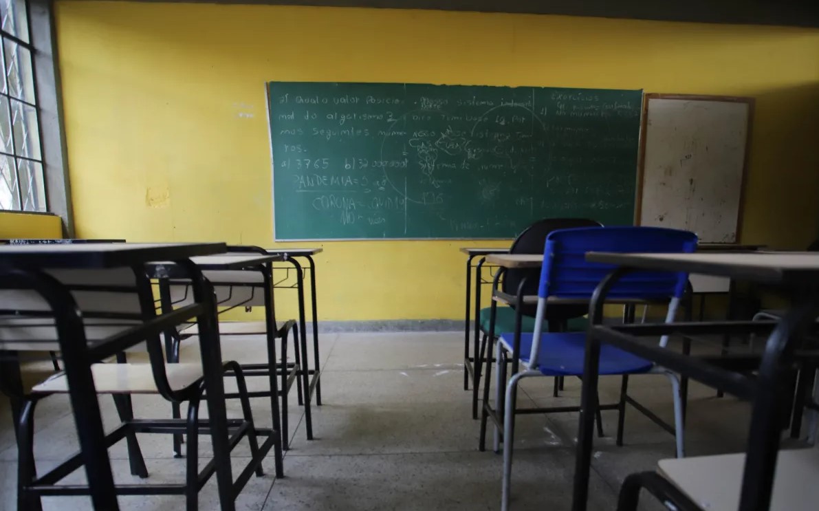 MPAM apura falta de energia e professores em escola no Amazonas