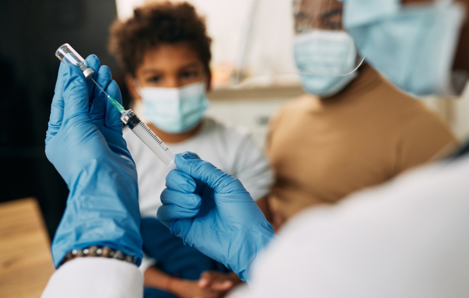 STJ decide multar pais que recusam vacinar filhos contra a Covid-19