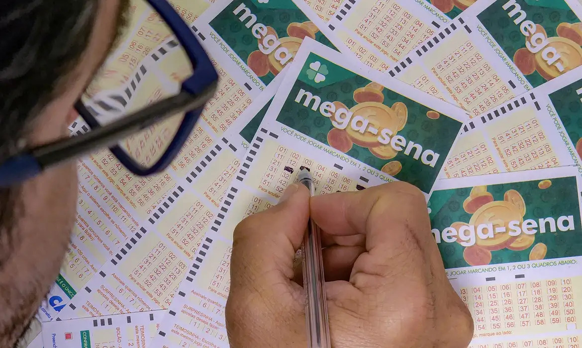 Mega-Sena sorteia nesta terça prêmio acumulado em R$ 14,5 milhões