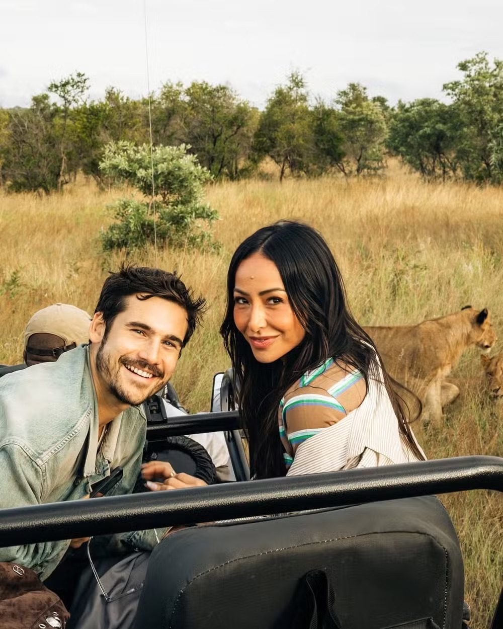 Sabrina Sato mostra fotos de viagem de lua de mel com Nicolas Prattes