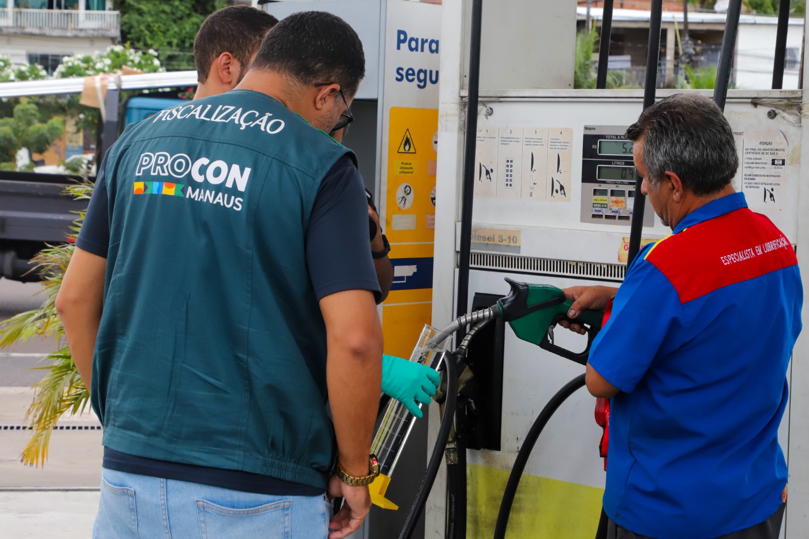 Com gasolina a R$ 7,29, Procon monitora postos em Manaus; veja tabela