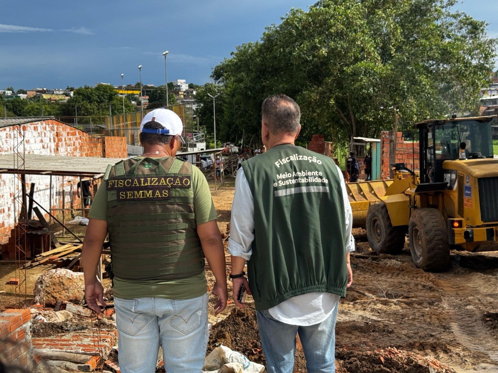 Demolição administrativa combate construção irregular em Área de Preservação Permanente
