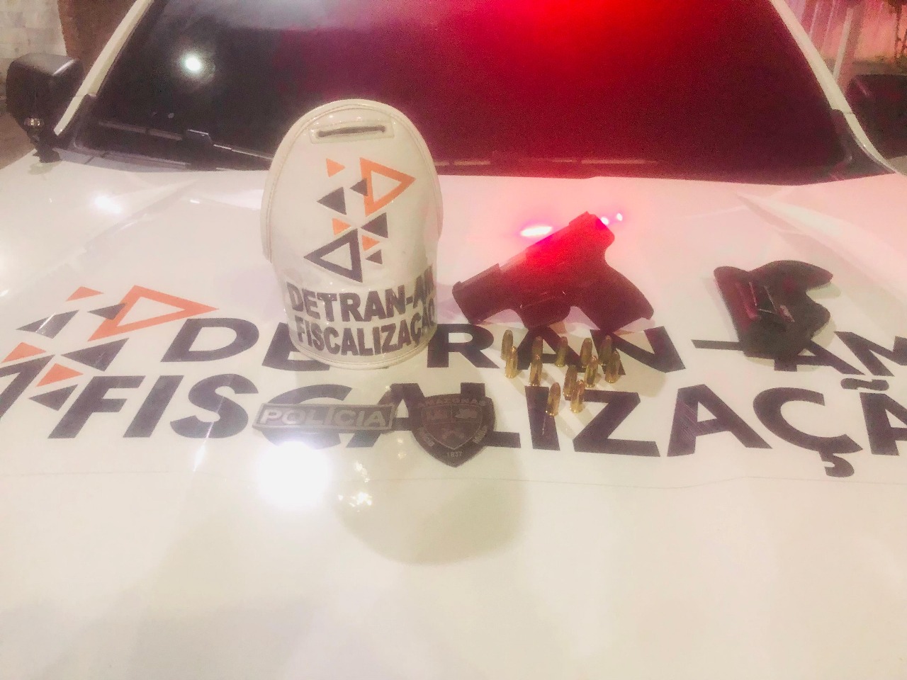 Embriagado, motorista armado ignora abordagem do Detran e acaba preso em Manaus