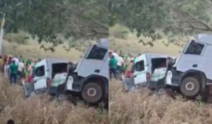 Onze pessoas morrem em acidente entre van e carreta na Bahia; 9 da mesma família