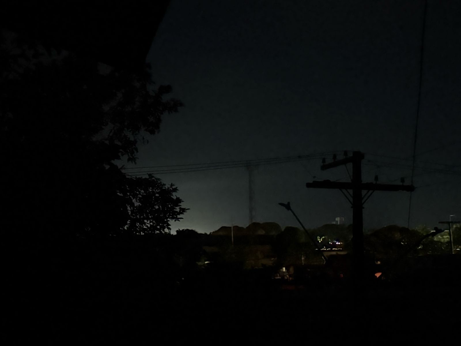 Apagão no Amazonas causa falta d'água em Manaus