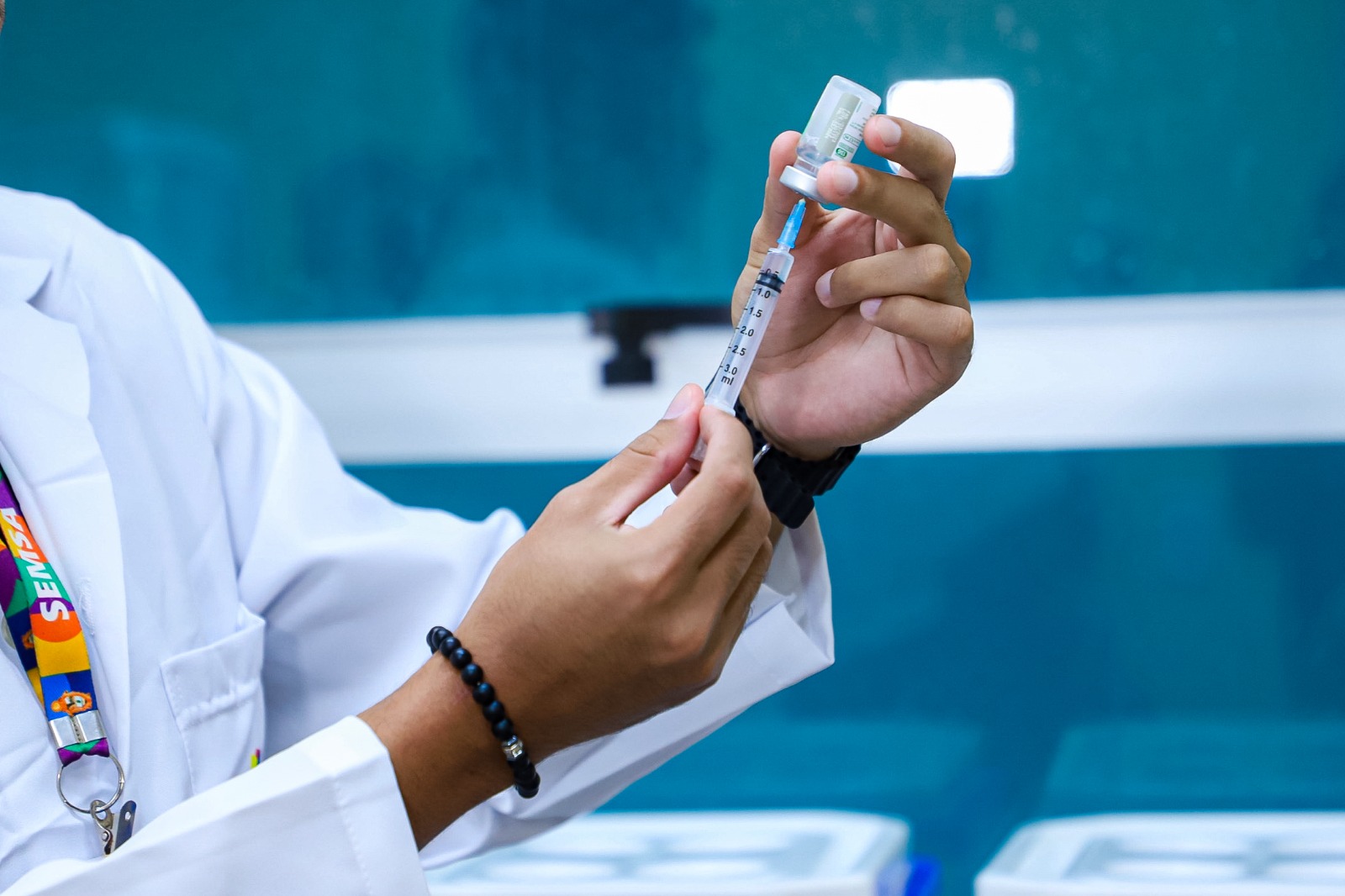 Veja endereços e quem pode se vacinar contra influenza em Manaus