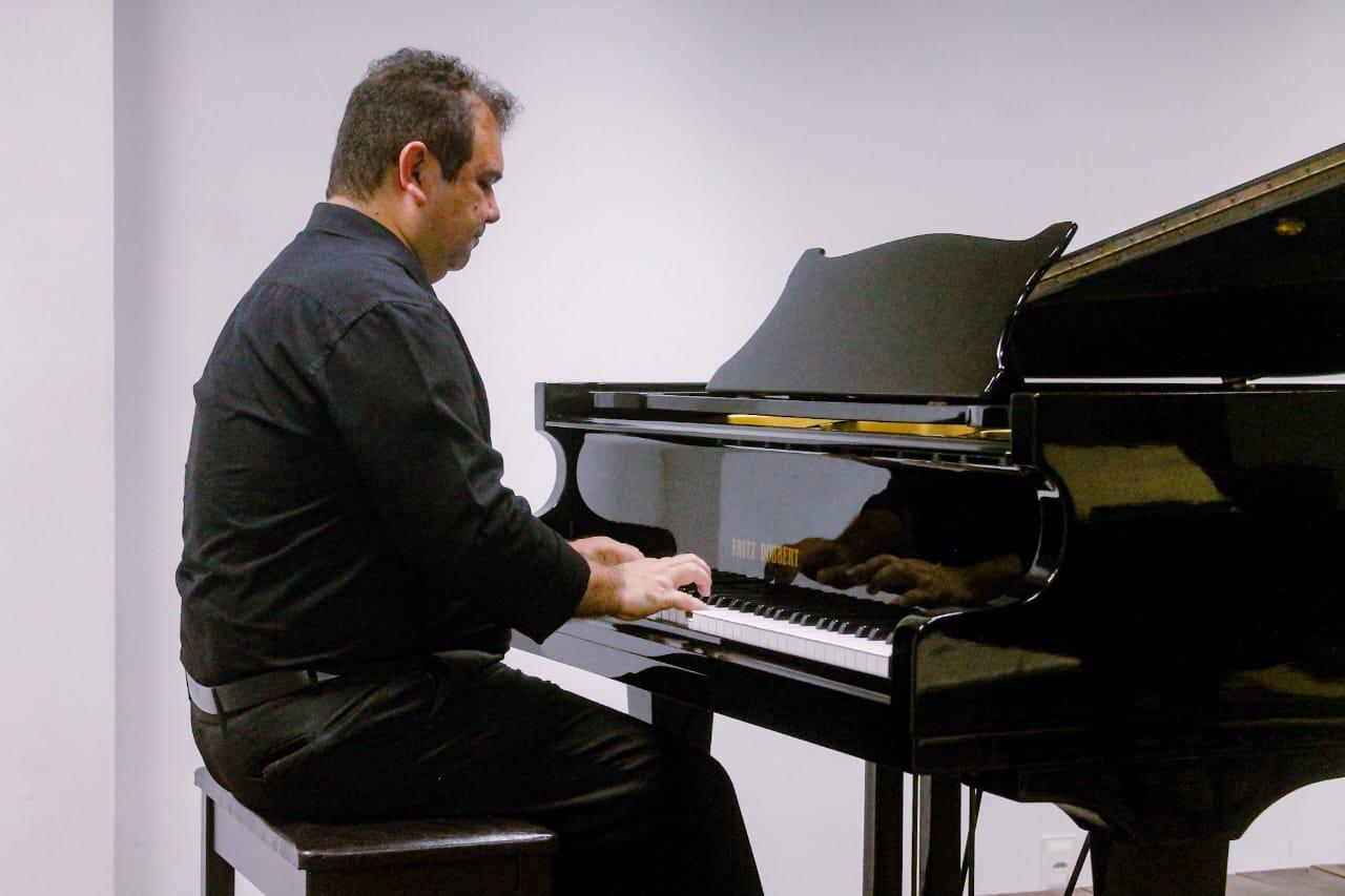 Manaus oferece curso de música gratuito e exclusivo para a comunidade LGBTQIAPN+