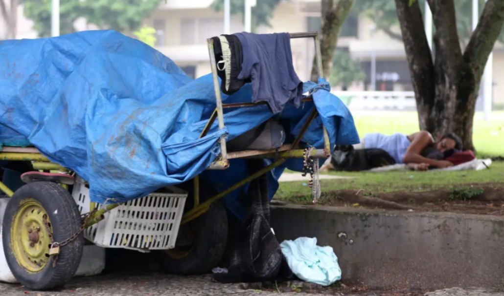 Manaus registra 1.115 casos de violência contra pessoas em situação de rua 